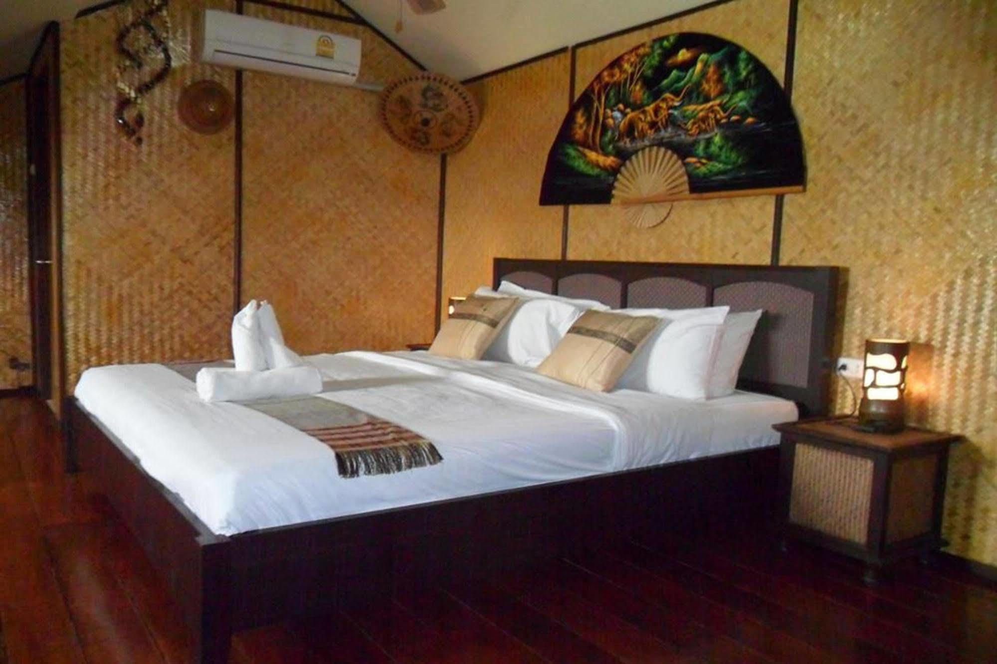 Homestay Chiangrai Chiang Rai Exterior photo